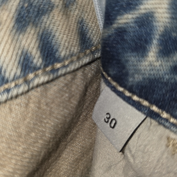 Vervet Distressed Straight Leg Jeans Tan Beige Wash Women’s Size 30 - Picture 11 of 11